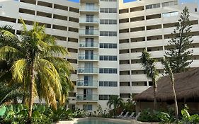 Hotel Calypso Cancun